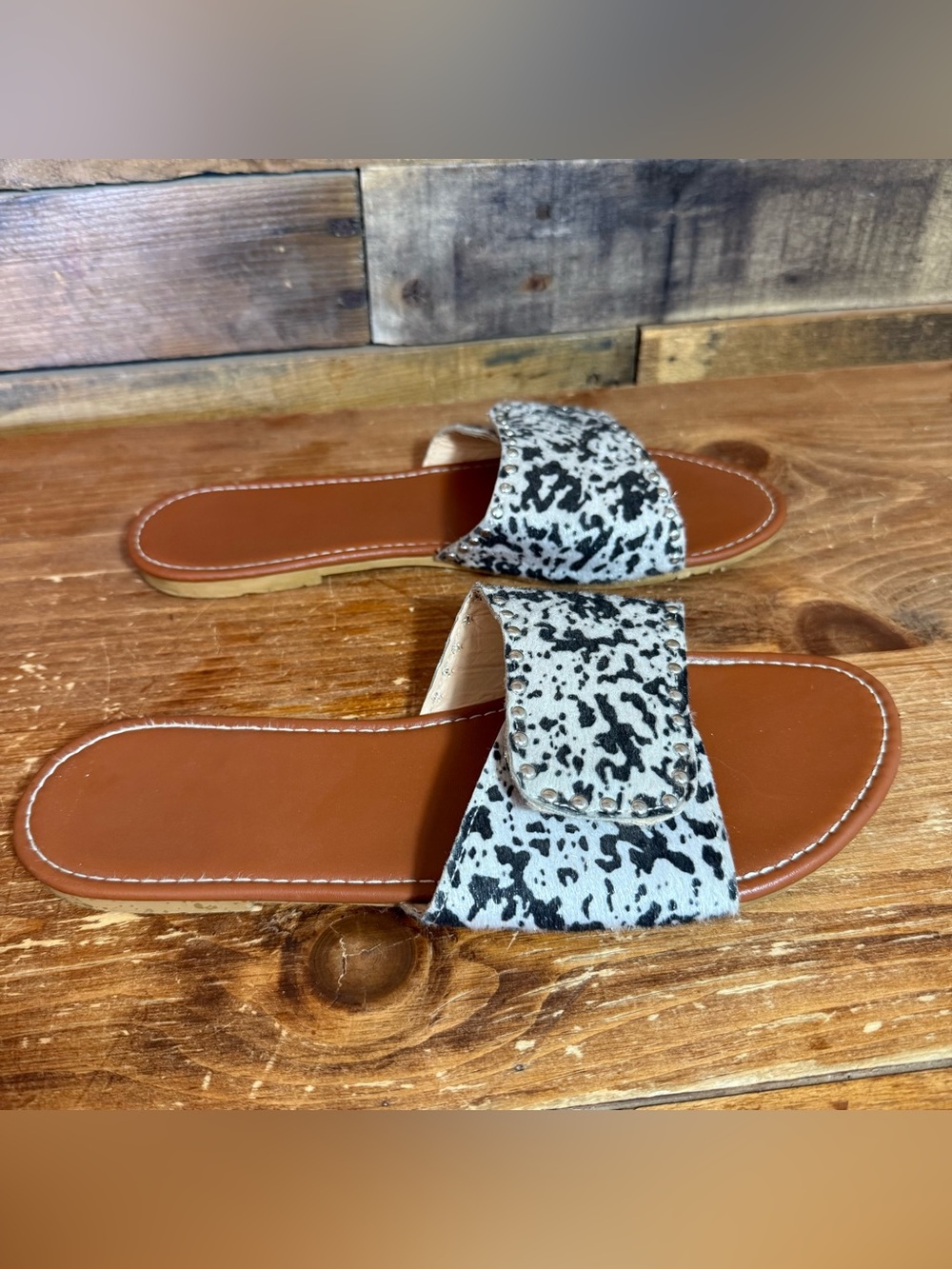 Cowhide Slide Sandals with Adjustable Velcro Strap. Fit like a 10/11. - Picture 2 of 8